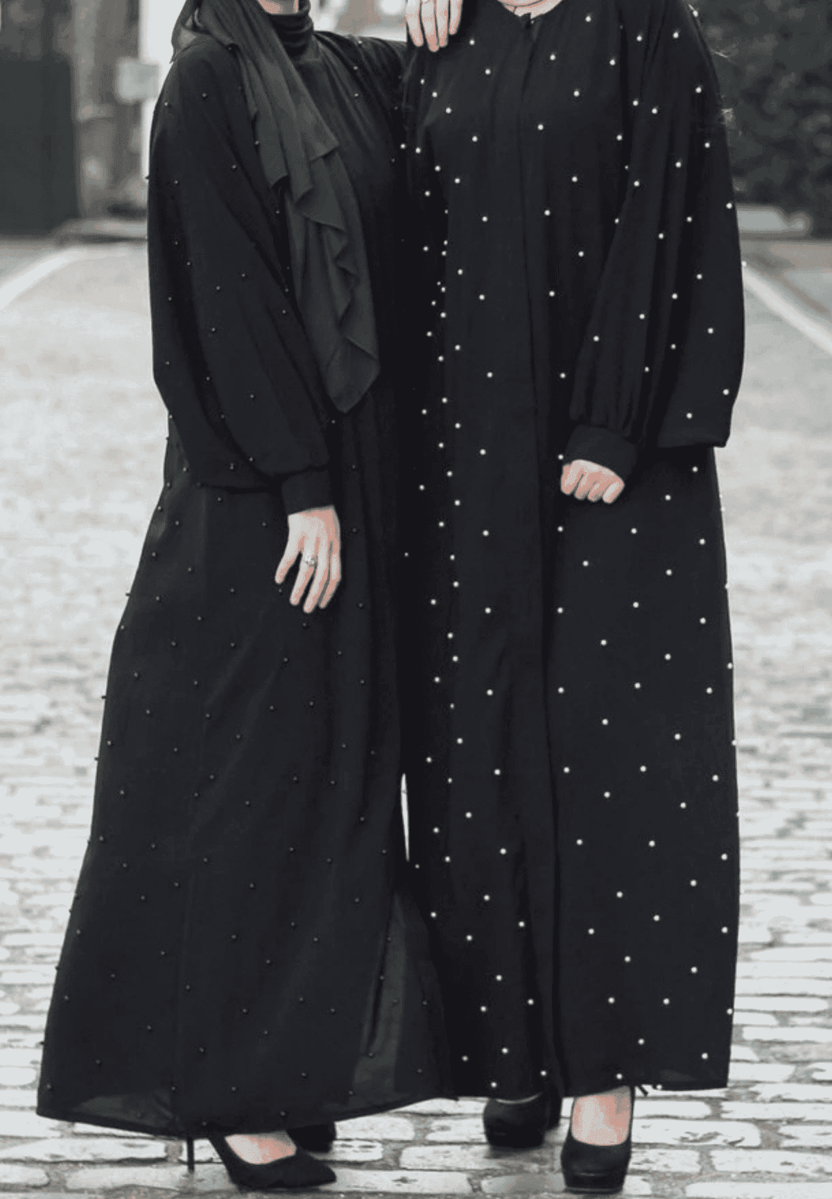 Elegant Black Pearl-Embellished Abaya – Ramadan & Eid Collection