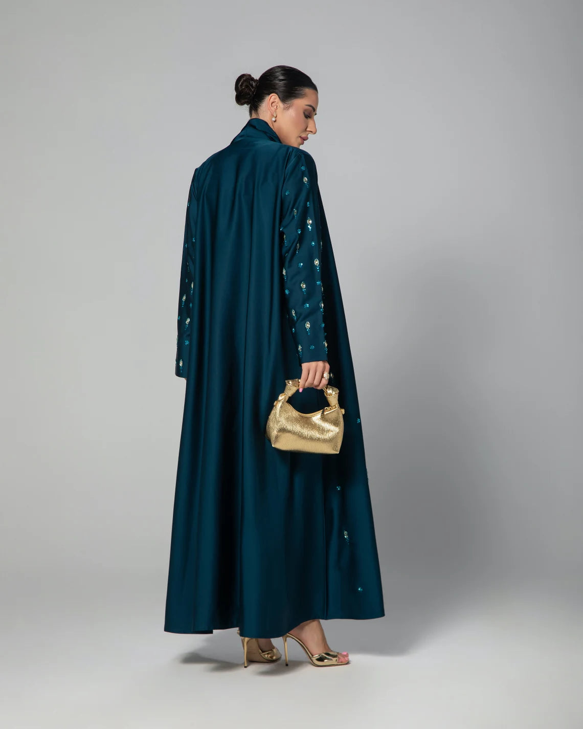 Luxurious Teal Embroidered Abaya – Elegant Modest Wear | Infinite Vibes